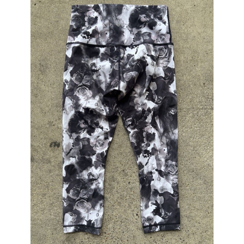 Lululemon Wunder Under High-Rise Crops In The Obscurred Floral Print Size 8 - Picture 4 of 10